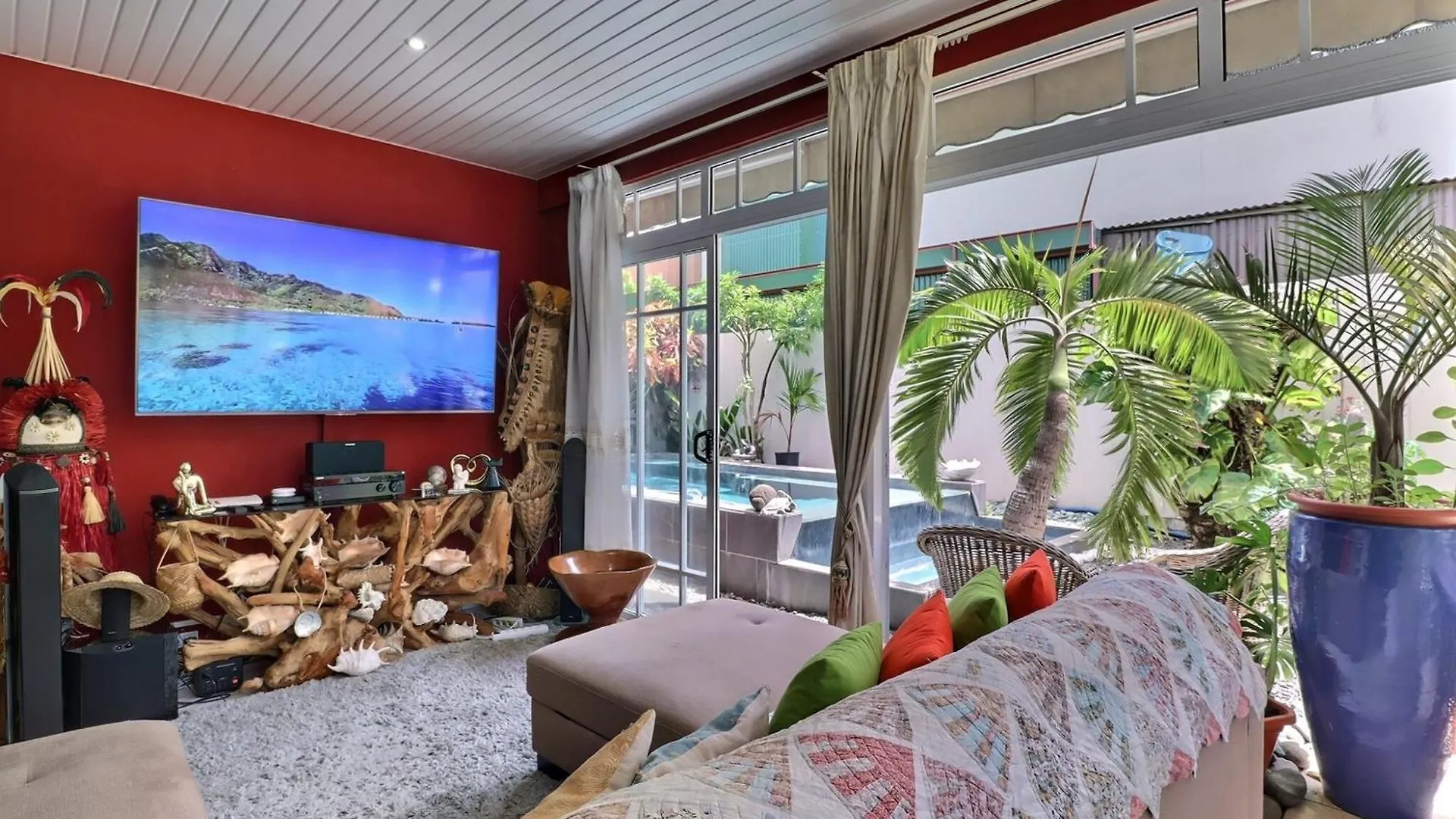 Holiday home Nahina Room - City Center - Swimming Pool Papeete  French Polynesia